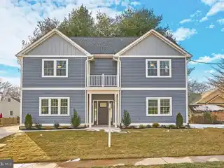 Modern Elegance in Annalee Heights