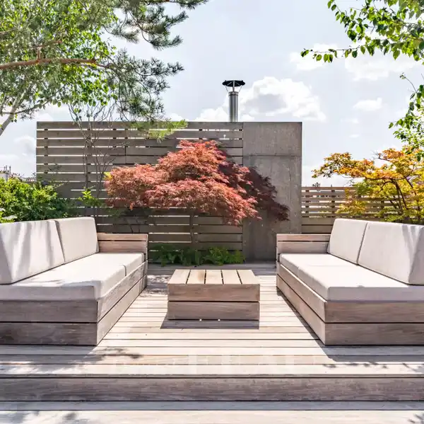 PEACEFUL APARTMENT WITH ROOF TERRACE