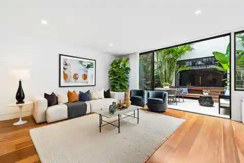 Exceptional Contemporary Terrace Home