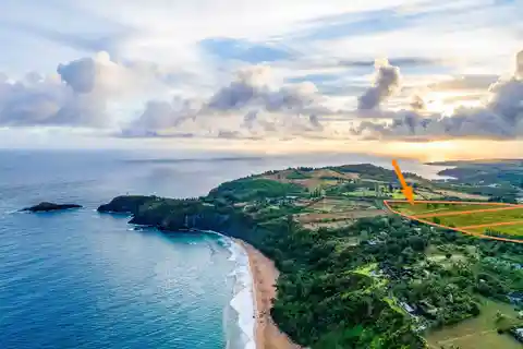 17.5 Prime Acres in Desirable Kauapea