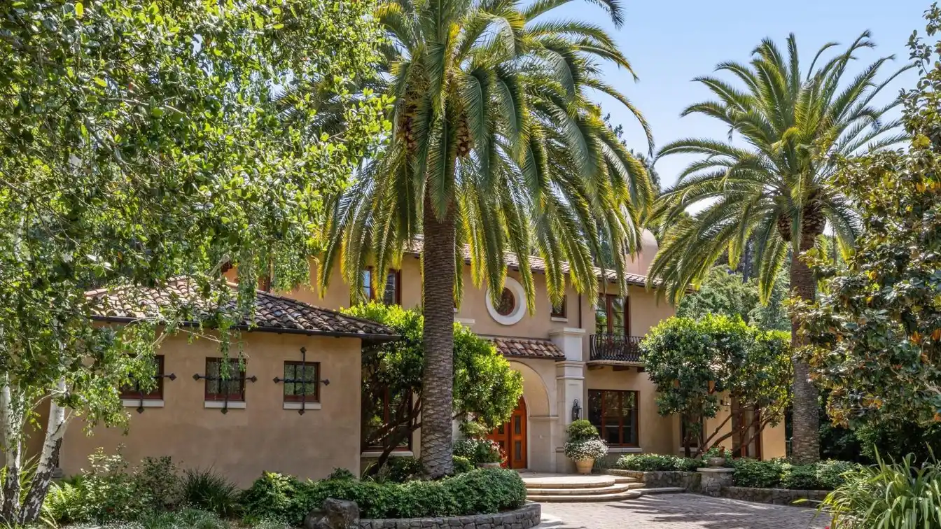 Exceptional Tuscan-inspired Estate
