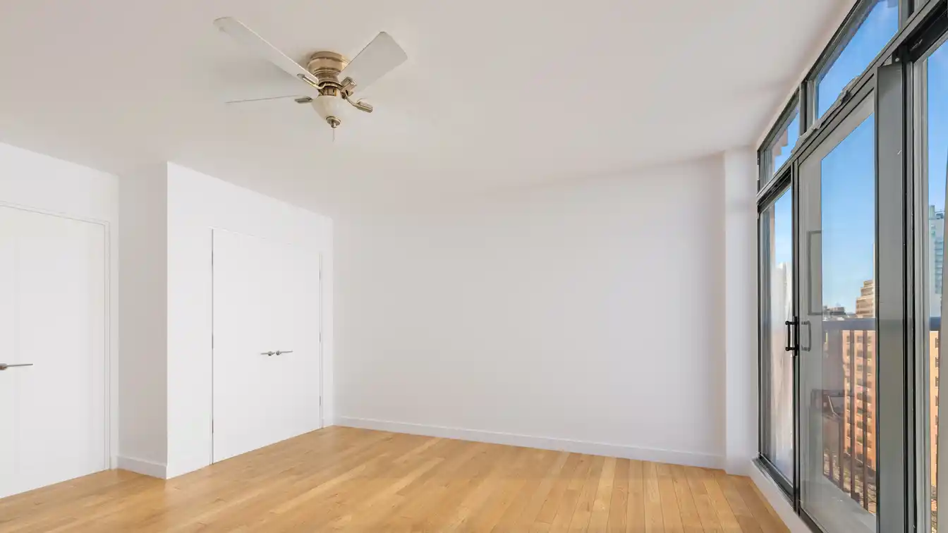Rare Luxury T-shaped Luxury Condo