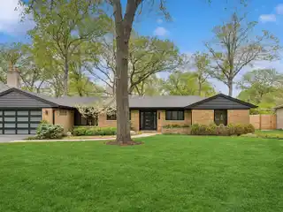 Mid-century Modern Ranch in Sherwood Forest