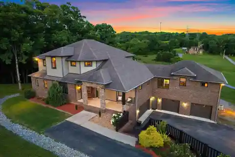 Exquisite Estate in Coveted Land Between the Lakes