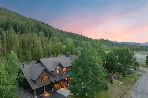 Serene Mountain Home Backing to White River National Forest