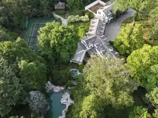 Comfort and Privacy One Hour from New York City