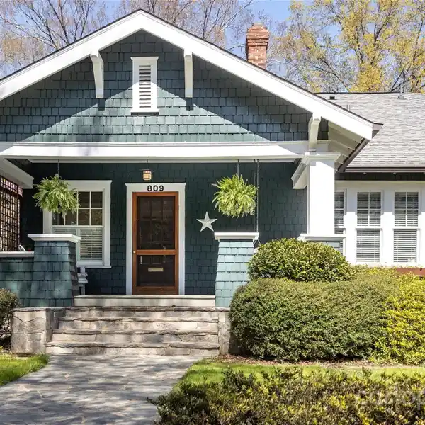 CHARMING 1925 DILWORTH BUNGALOW