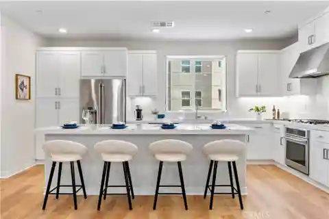 Upgraded Lake View Home in Rienda
