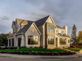 Breathtaking Estate on an Exclusive Ridge