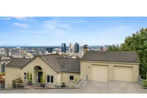 Upgraded Home Above the Portland Skyline