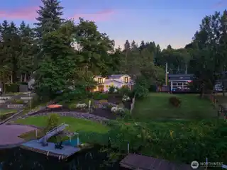 Serene Waterfront Living on the Sammamish River