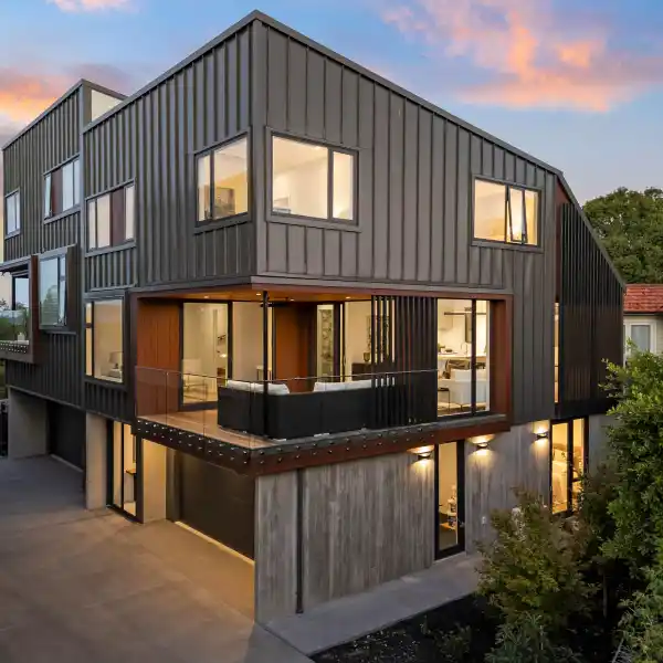 SUNLIT SANCTUARY IN EXCLUSIVE ORAKEI ENCLAVE