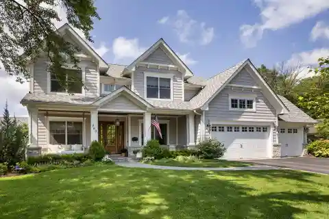 Timeless Charm Meets Modern Sophistication in the Highlands