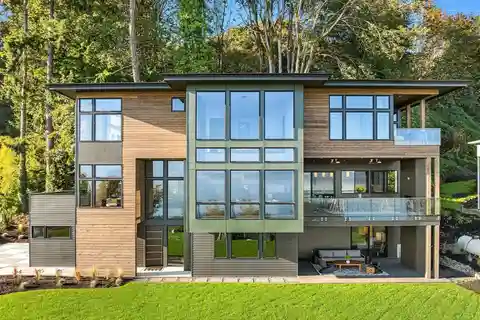 Gorgeous North Tacoma View Home