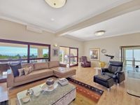 FAMILY LIVING WITH SEA VIEWS