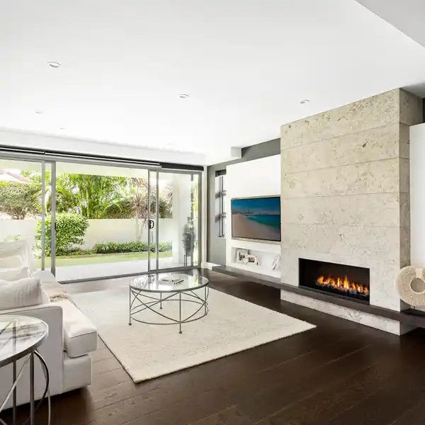 LUXURY GROUND FLOOR APARTMENT