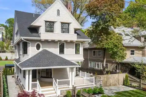 Beautifully Gut-Renovated Residence