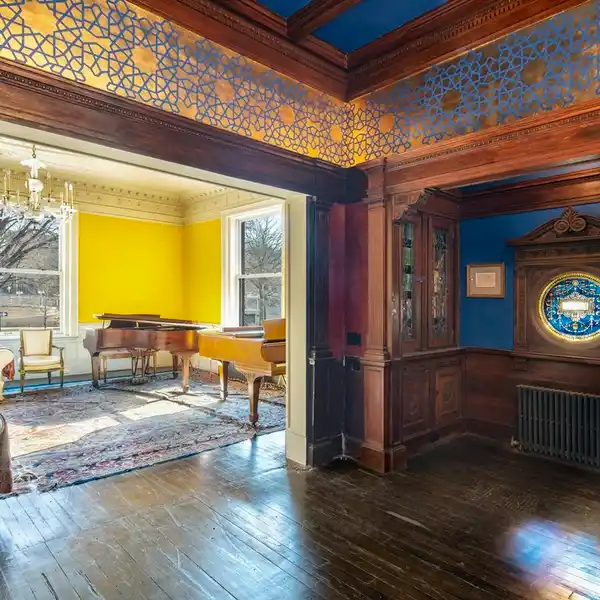 THE JOHN DWIGHT HOUSE