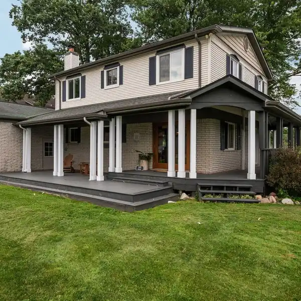 A GEM ON GALLAGHER LAKE