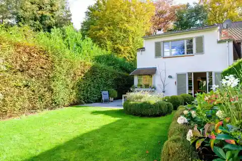 Delightful Home in Petite Espinette