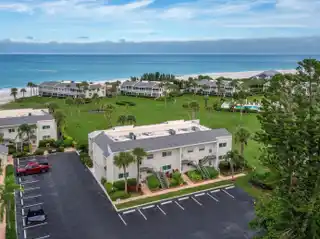 Charming Gulf Side Condo