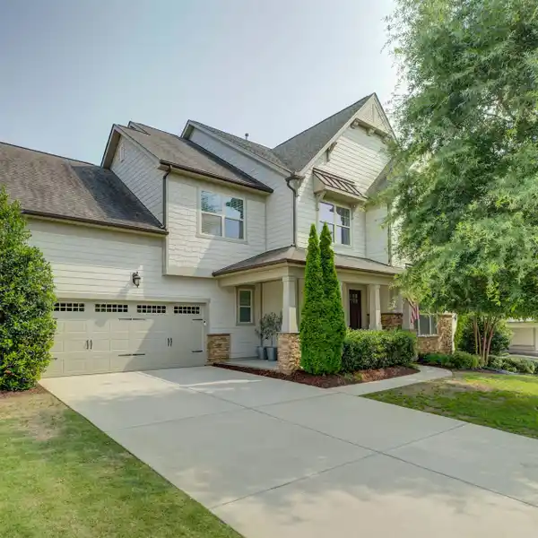 EXCEPTIONAL PROPERTY IN A PREMIER COMMUNITY