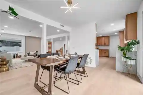 Beautifully Remodeled Home a Few Blocks to the Beach