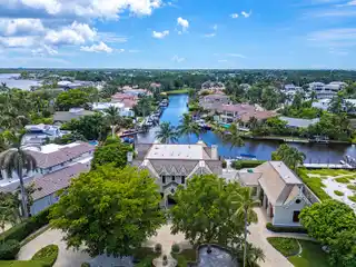 Historic Beauty with Coastal Elegance in Aqualane Shores