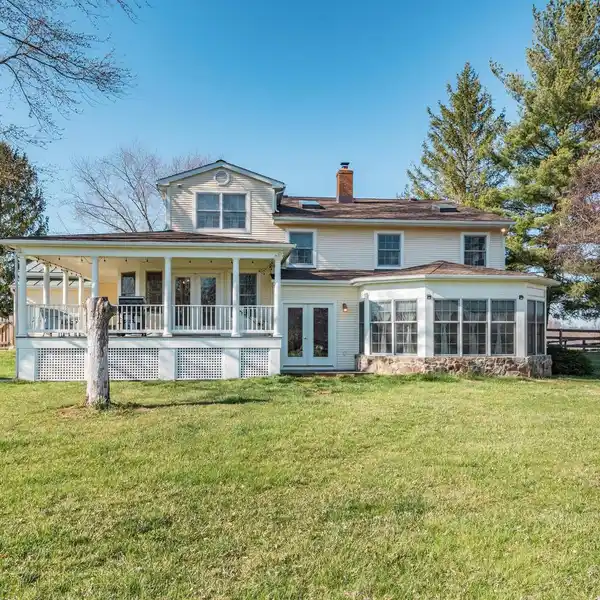 INCREDIBLE HORSE PROPERTY