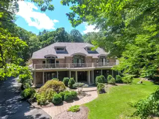 Exquisite Five Bedroom Home
