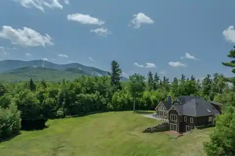 Mountain Home Set on 5 Acres