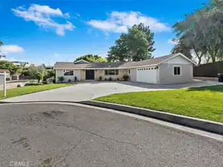Newly Remodeled Entertainer's Delight