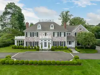 Timeless Architecture Meets Perfect Functionality