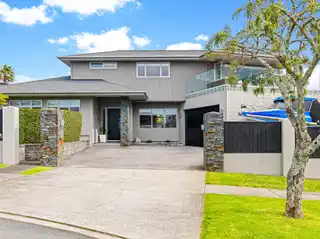 Exquisite Renovation in Prestigious Farm Cove Enclave