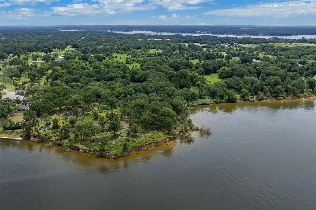 The Ultimate Lakefront Paradise on 25.5 Acres