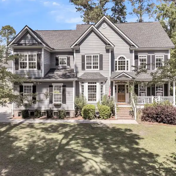 BEAUTIFULLY MAINTAINED HOME IN THE TENNYSON SECTION OF PARK WEST