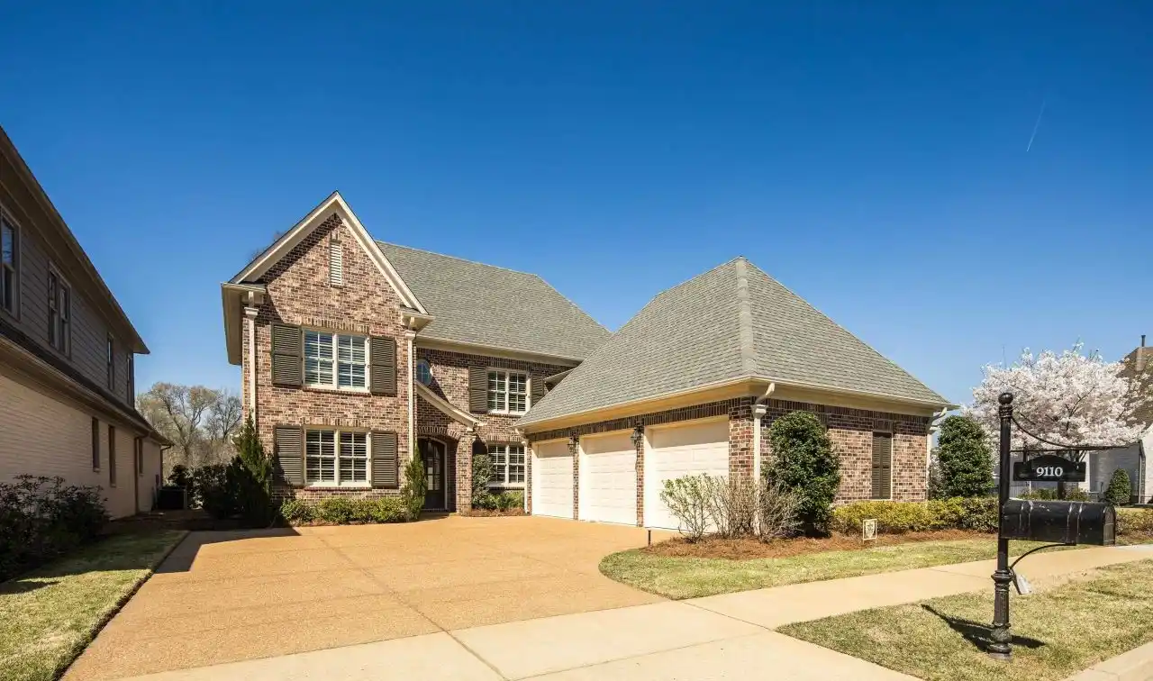Lake View Property with All the Features