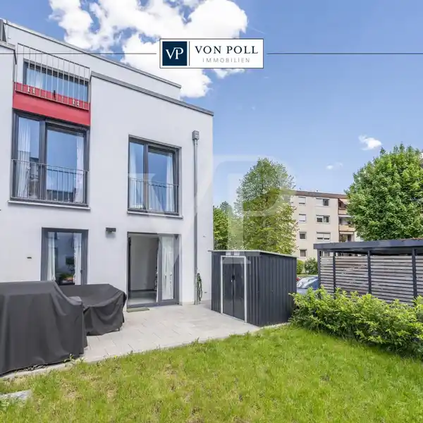PRISTINE CONTEMPORARY TERRACED HOUSE