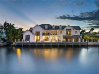 WATERFRONT OASIS IN FORT LAUDERDALE