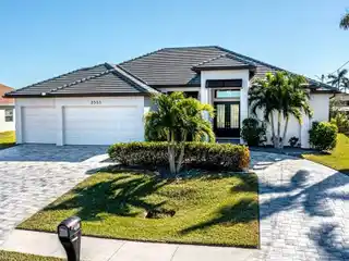 Better Than New Residence in Sought-after Surfside