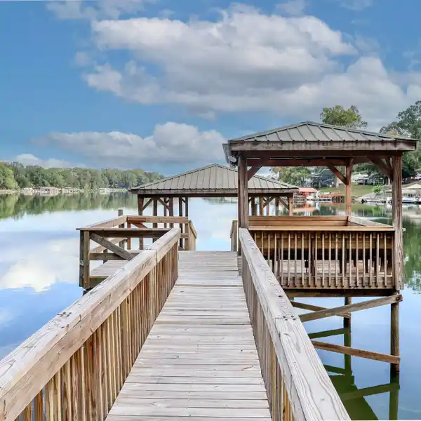 TRANSFORMED LAKE HOUSE WITH DESIGNER FINISHES