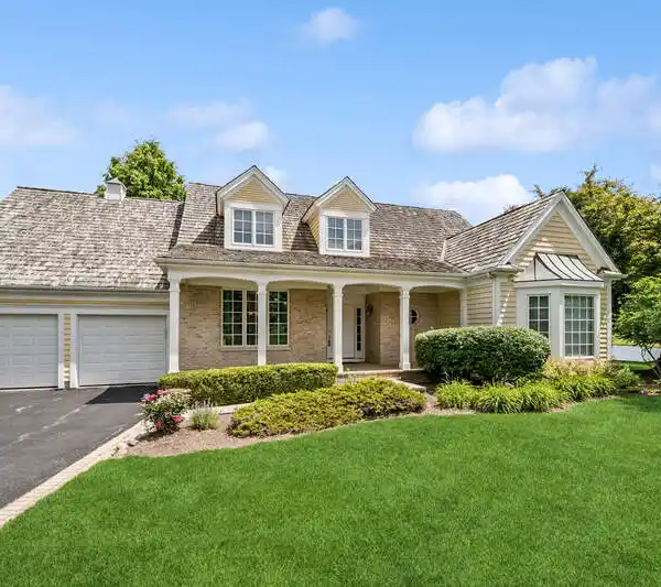 CAPE STYLE HOME ON A QUIET CUL-DE-SAC