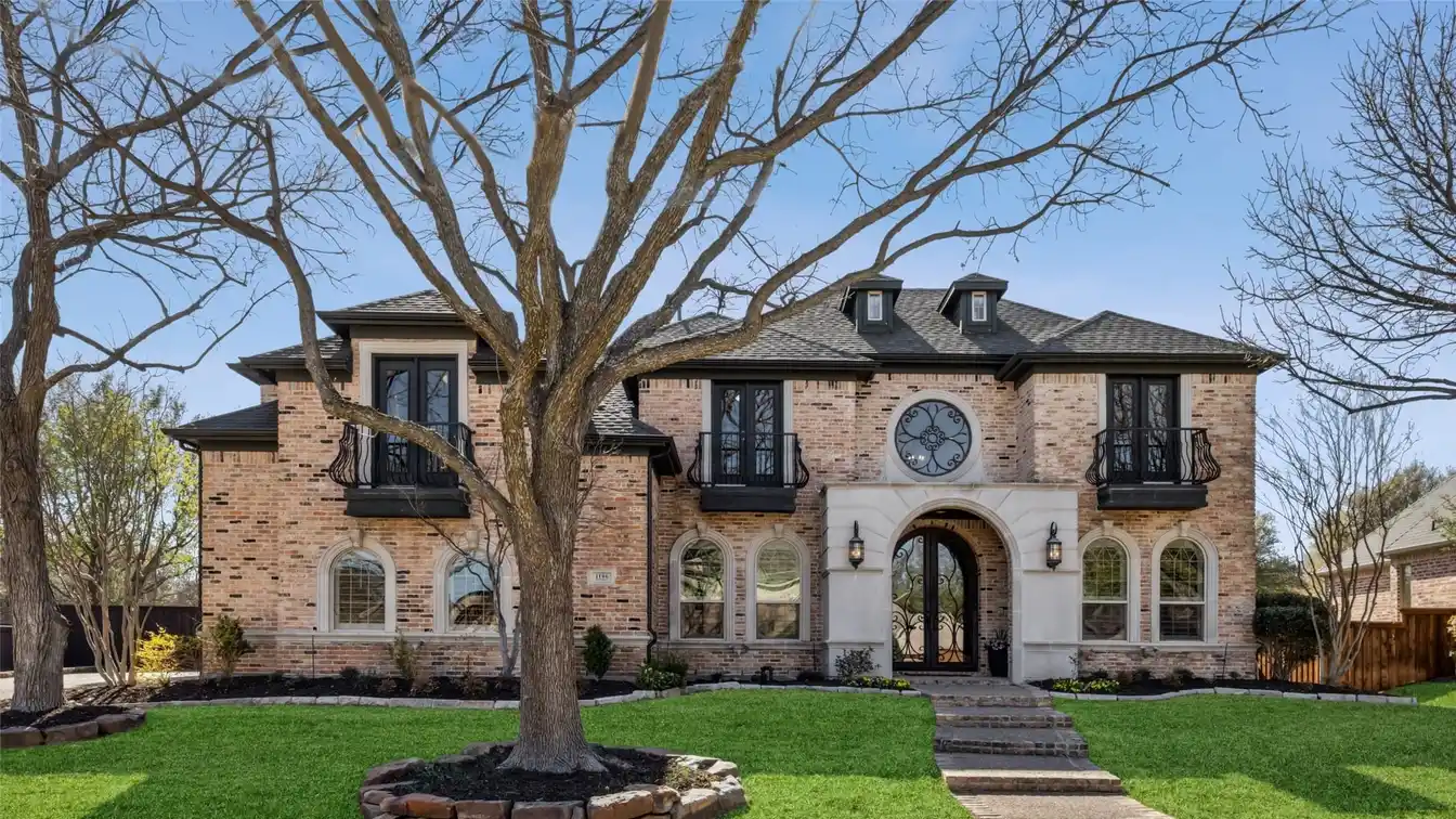 Luxury Living in Prestigious Wellington Point
