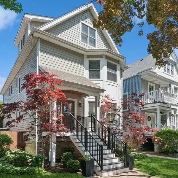 IMPRESSIVELY EXPANSIVE HOME