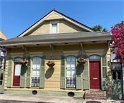 METICULOUSLY RENOVATED FRENCH QUARTER COMPOUND