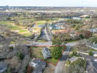 Sizable Corner Lot on Colonial Parkway