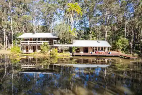 Iconic Acreage Estate