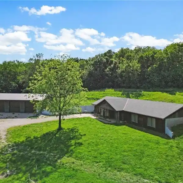 ULTIMATE OUTDOOR RETREAT