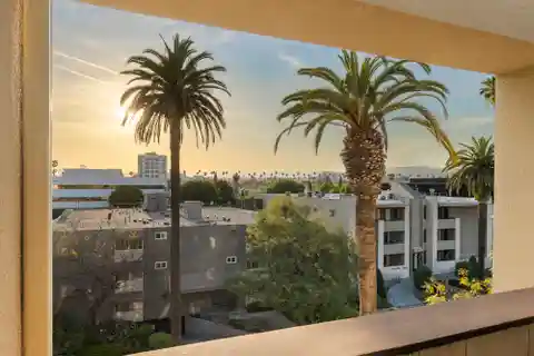 Sought-After Complex in Prime Beverly Hills Location