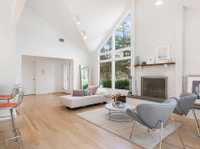 PRIVATE RENTAL PROPERTY IN EAST HAMPTON OAKS